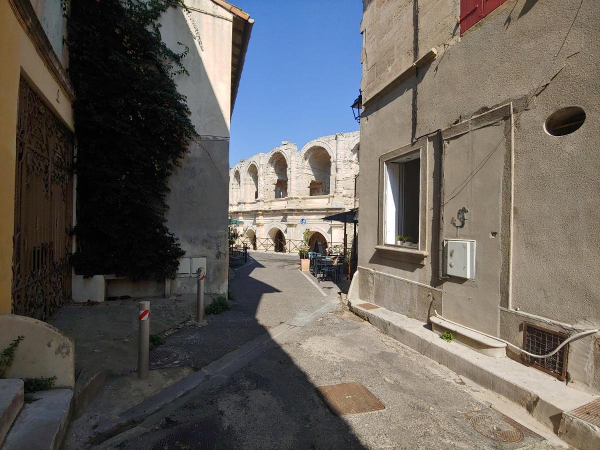 Charmante Maison Arlesienne A L'Ombre Des Arenes, De 2 A 5P 外观 照片