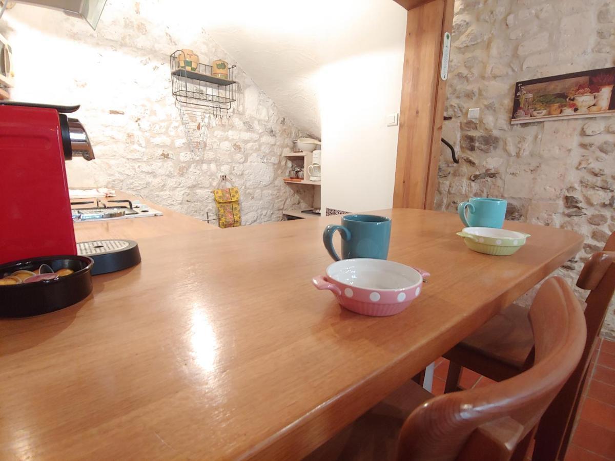 Charmante Maison Arlesienne A L'Ombre Des Arenes, De 2 A 5P 外观 照片